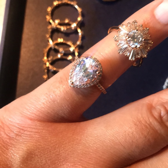 ❤️HOST PICK❤️Authentic Swarovski 17 Rings collection size 52. Mint condition. - Picture 13 of 16